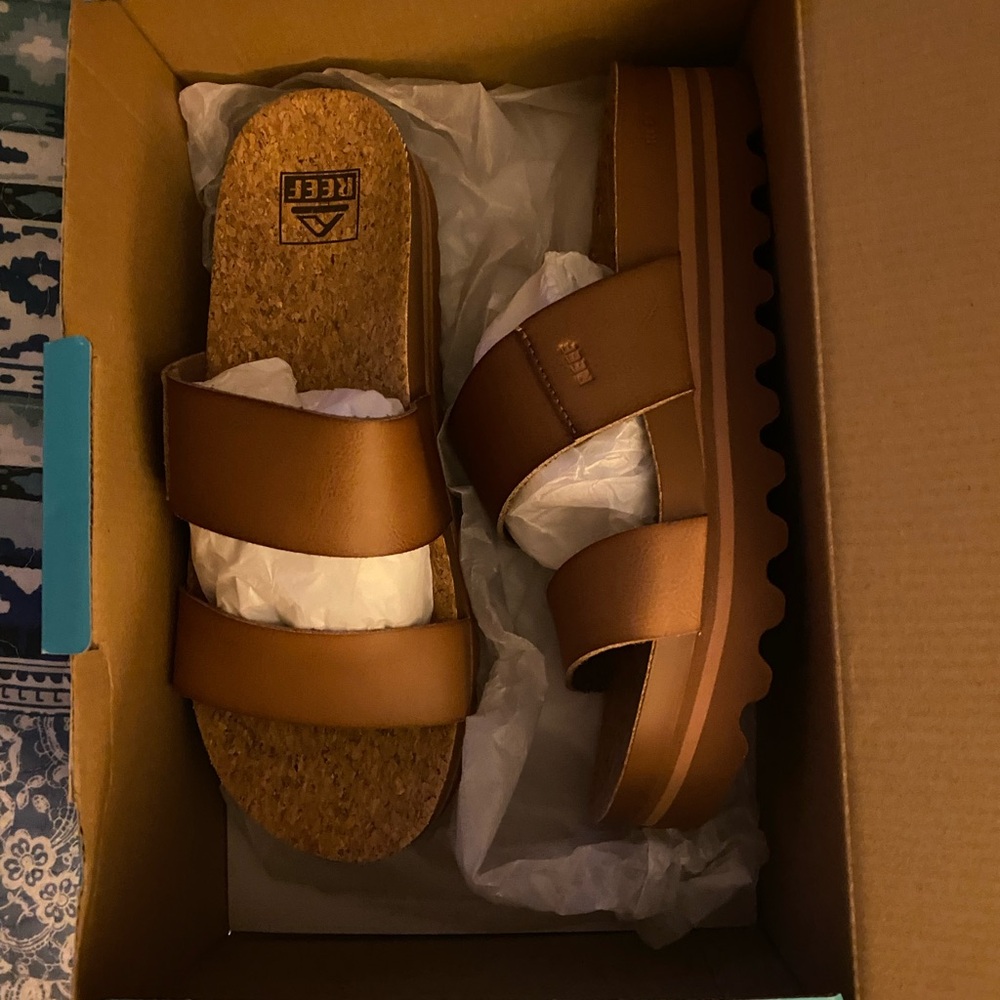 NIB Reef Tan Platform Sandals Women’s Size 8M Ridiculously Comfortable - Picture 5 of 7